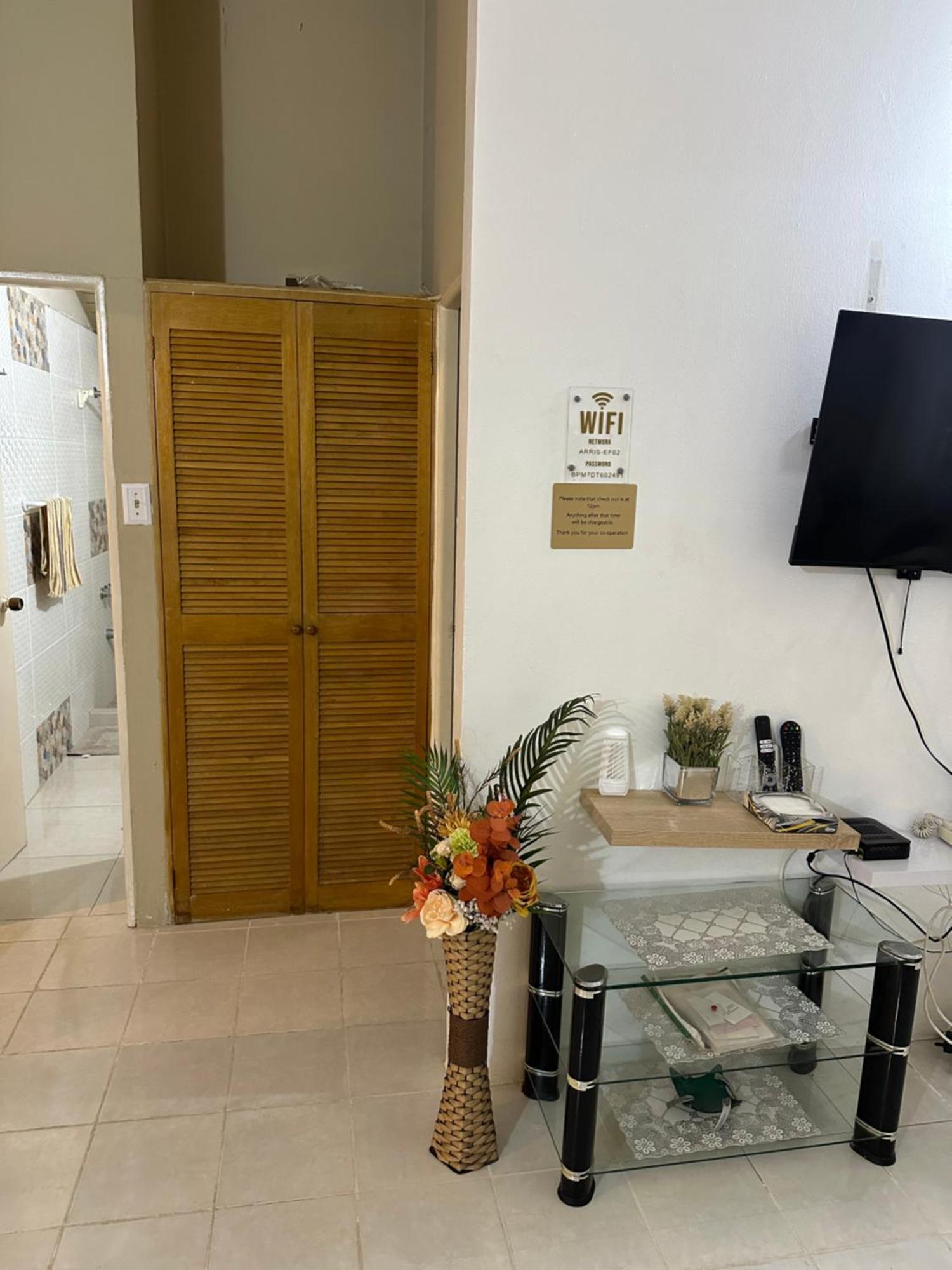 Rhyne Park Inn Бухта Монтего Экстерьер фото